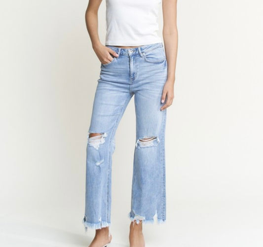 SUPER HIGH DISTRESSED JEANS